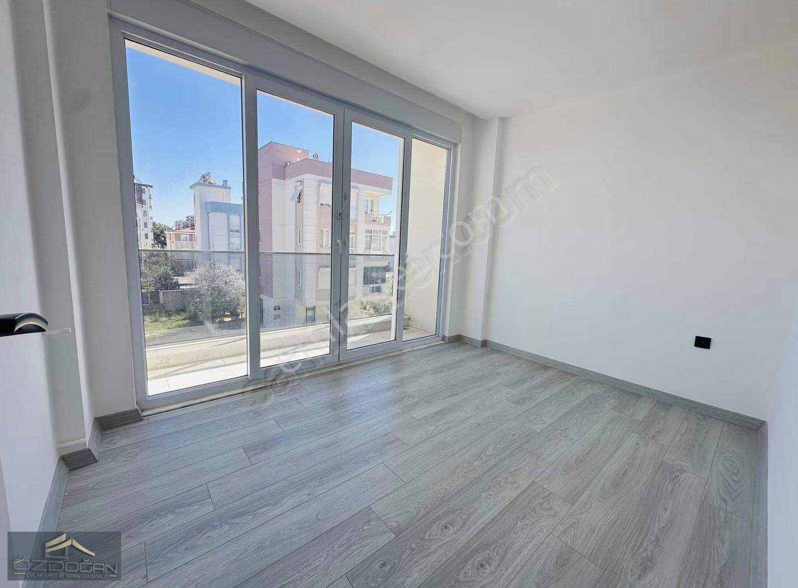 Özdoğan Emlaktan Tranvay Yakını 2+1 100m2 Katta Sıfır Daire - Görsel 4