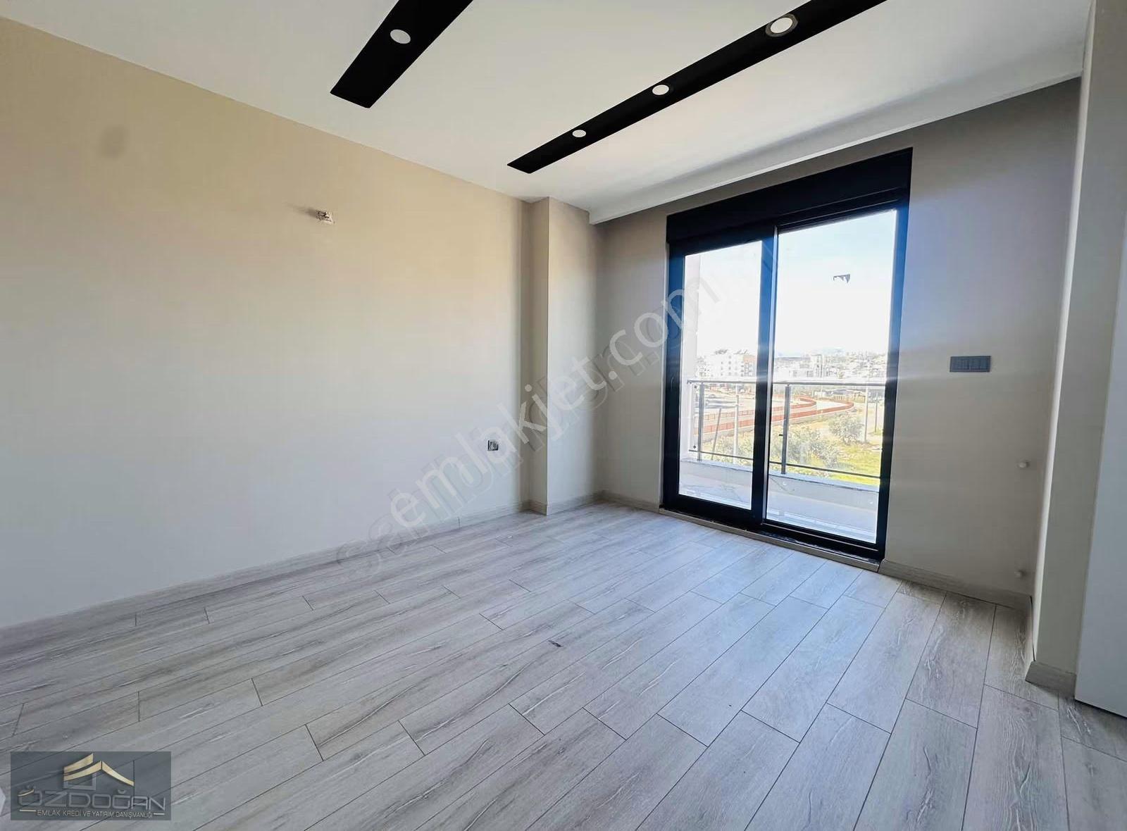 Ayaoğlunda 3+1 Ebeveyn Banyolu Havuzlu Site İçi Lüx Daireler - Görsel 12