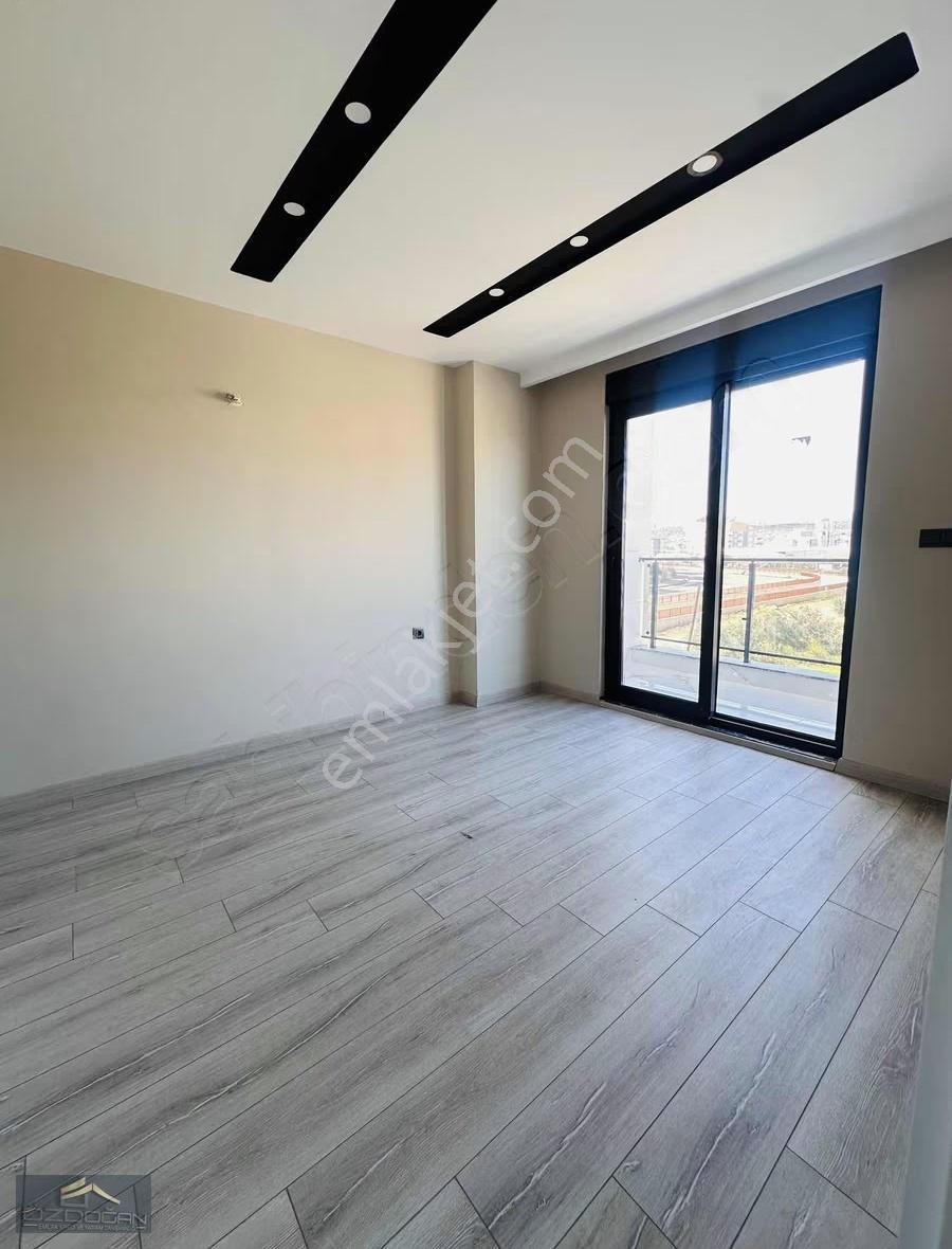 Ayaoğlunda 3+1 Ebeveyn Banyolu Havuzlu Site İçi Lüx Daireler - Görsel 7