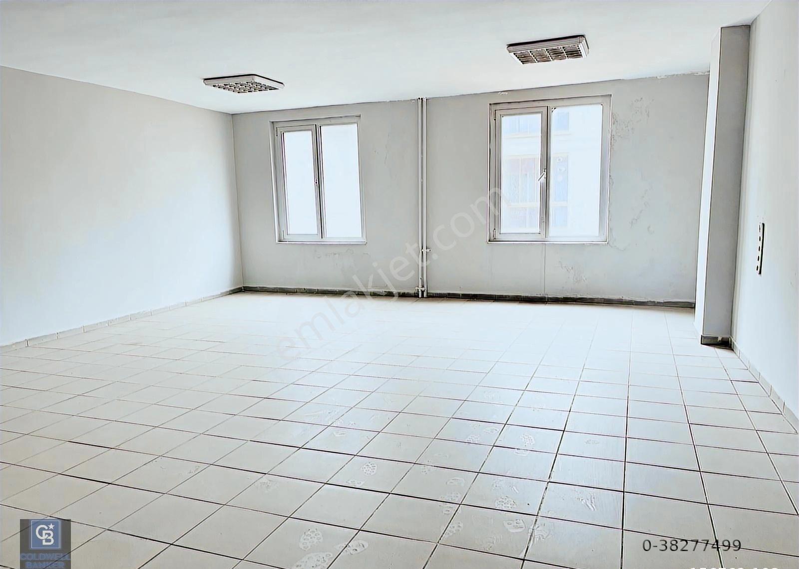 Bağcılar İnönü Mahallesinde 650 M2 Kiralık Ofis Katı - Görsel 22