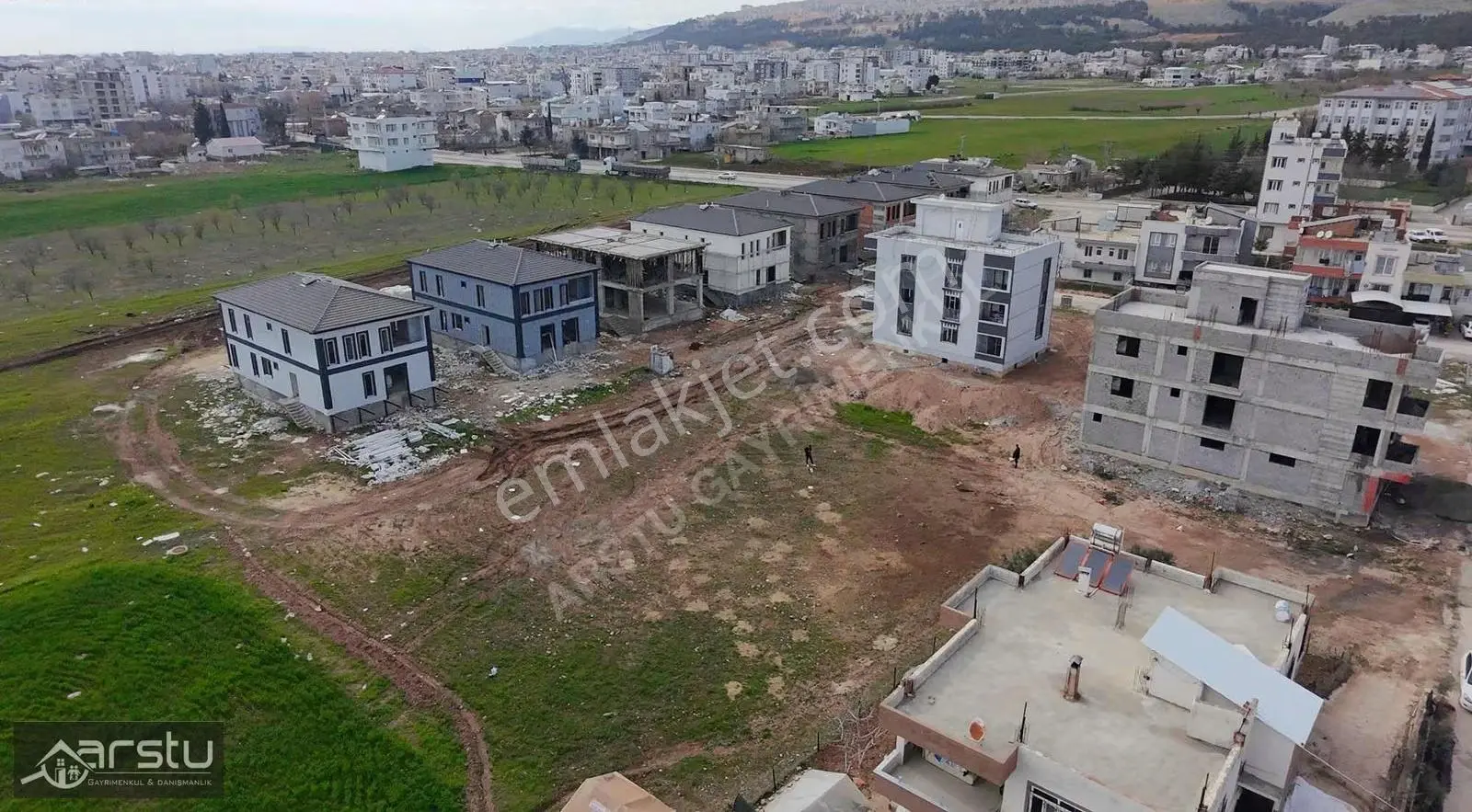 Arstu Gayrimenkul Furkan'dan Sitlerde 5 Kat İmarlı Arsa - Görsel 4