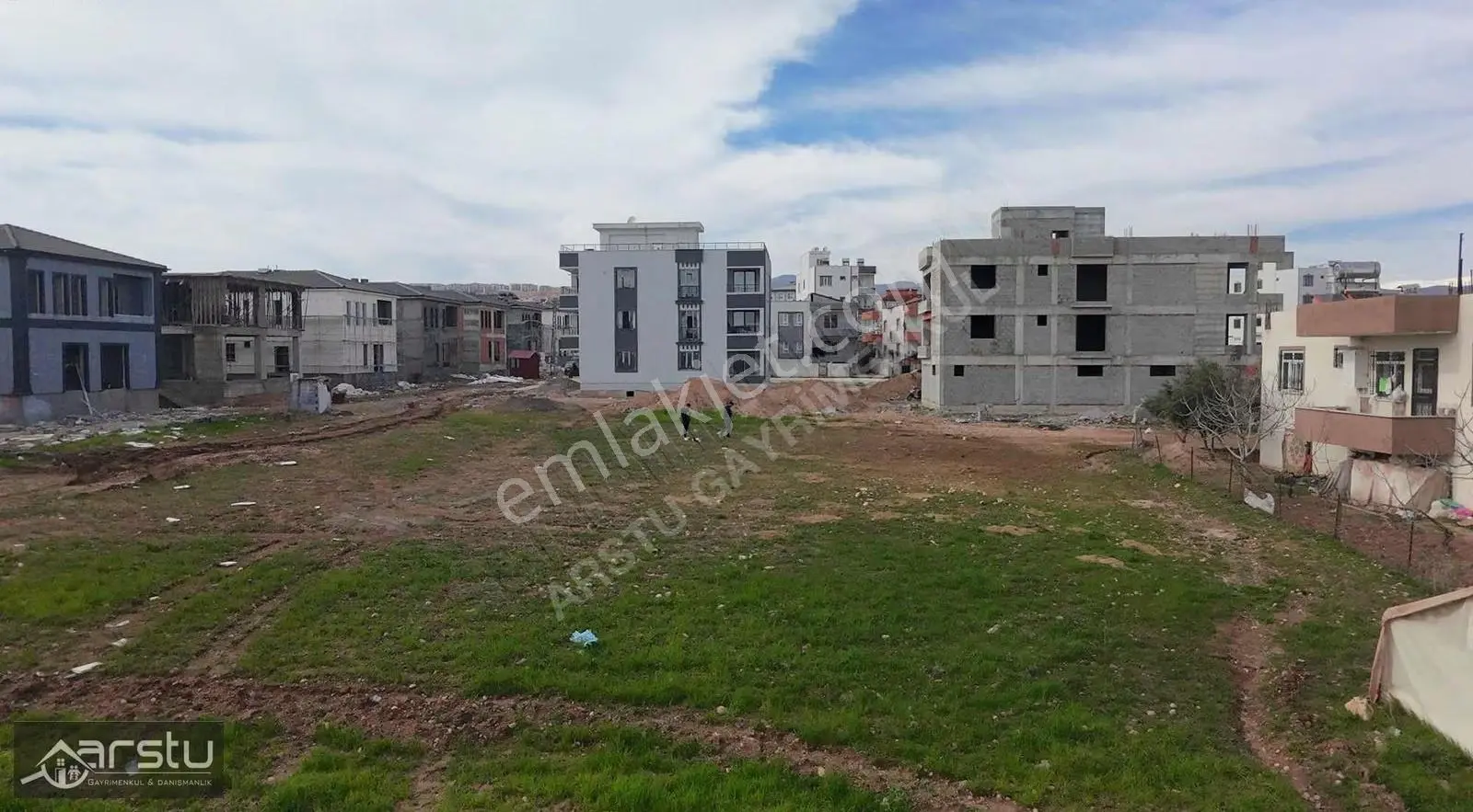 Arstu Gayrimenkul Furkan'dan Sitlerde 5 Kat İmarlı Arsa - Görsel 19