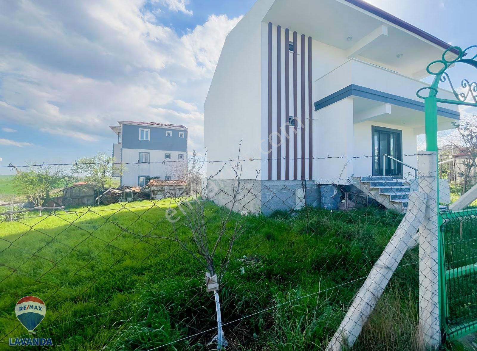 Re/max Lavanda'dan Çorlu Havuzlarda 239 M² İmarlı Satılık Arsa - Görsel 2