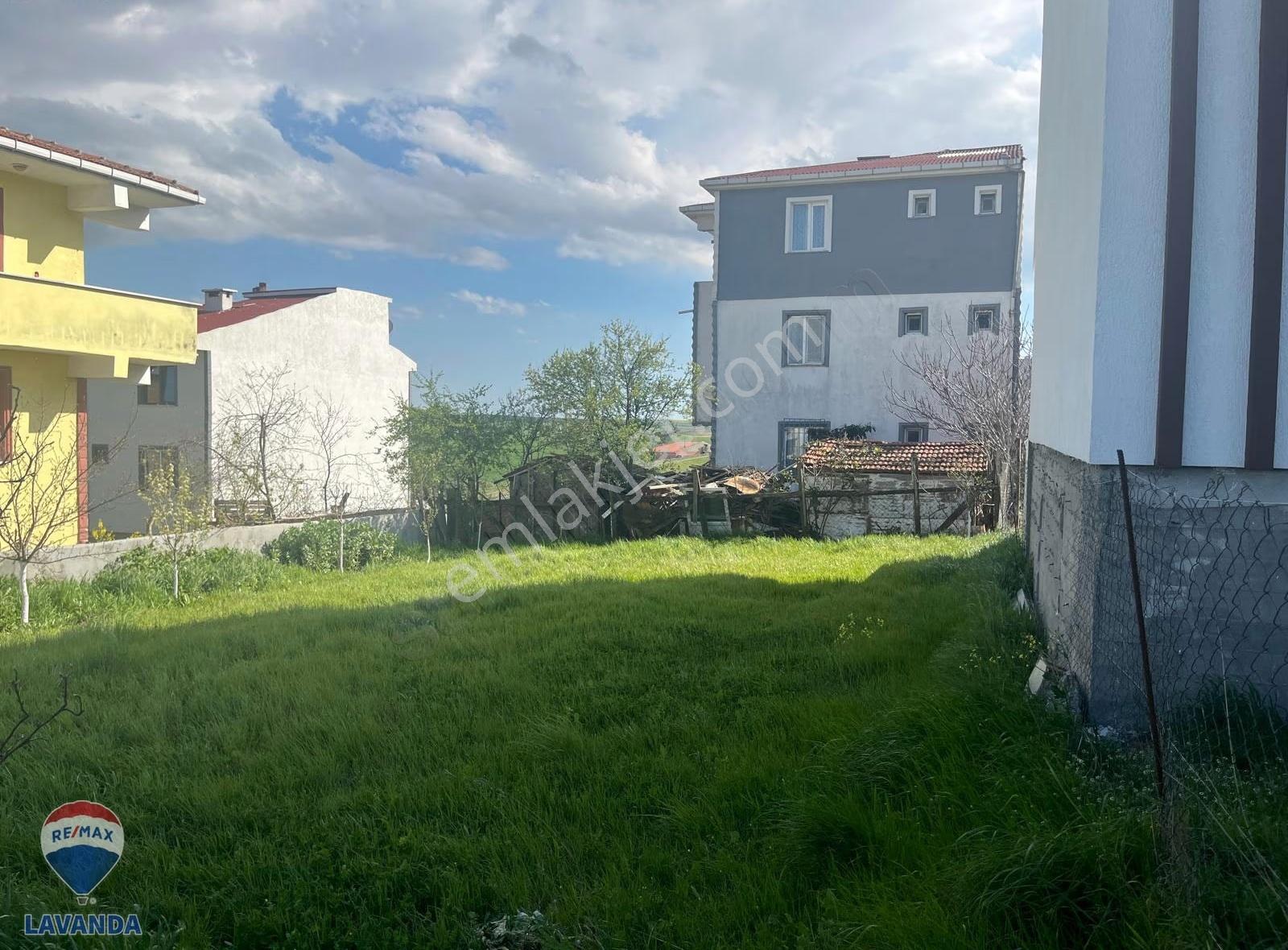 Re/max Lavanda'dan Çorlu Havuzlarda 239 M² İmarlı Satılık Arsa