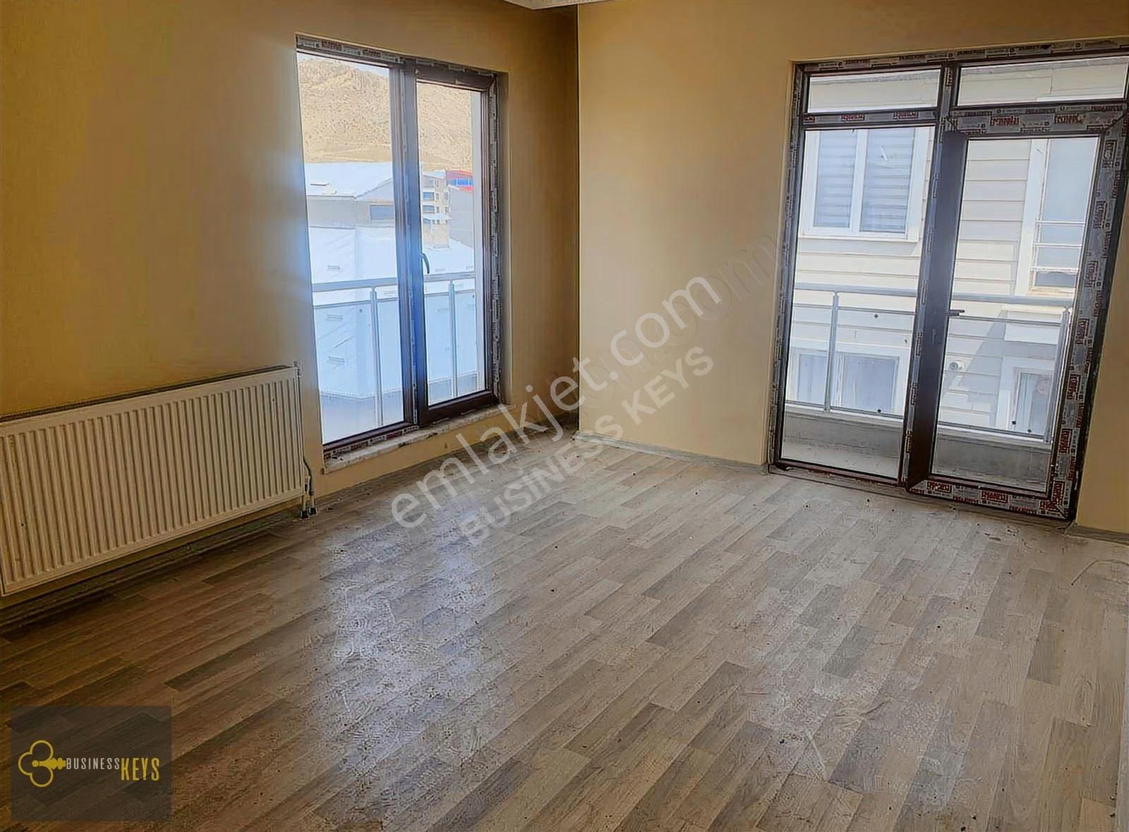 Business Keys'ten Yeni Yol'da 3 Bloklu Sitede 138m2 Fırsat 2+1.. - Görsel 15