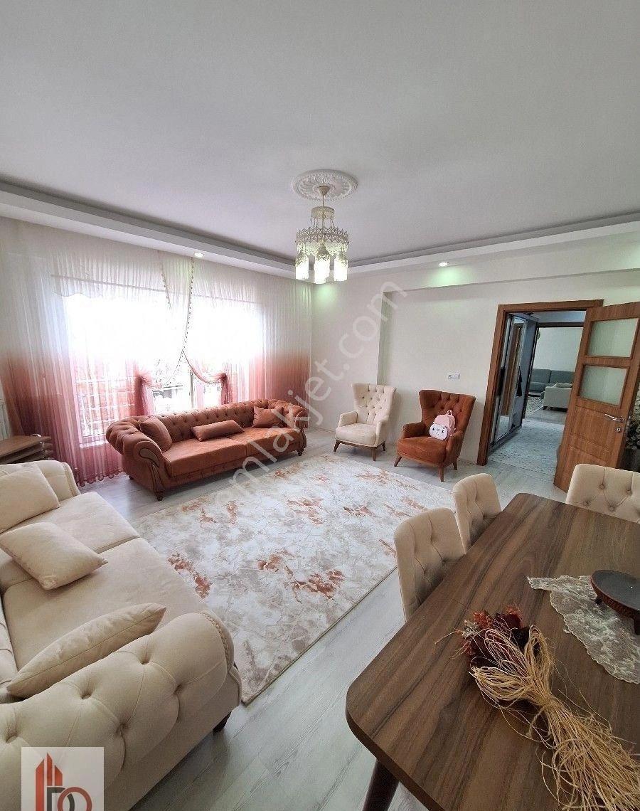 Çarşı Merkezde 4+1 Lüks Daire - Görsel 18