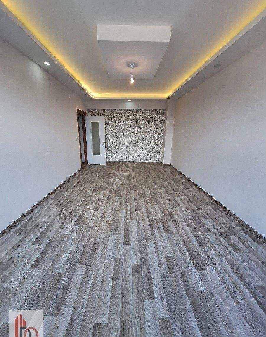 Çarşı Merkezde Geniş 3+1