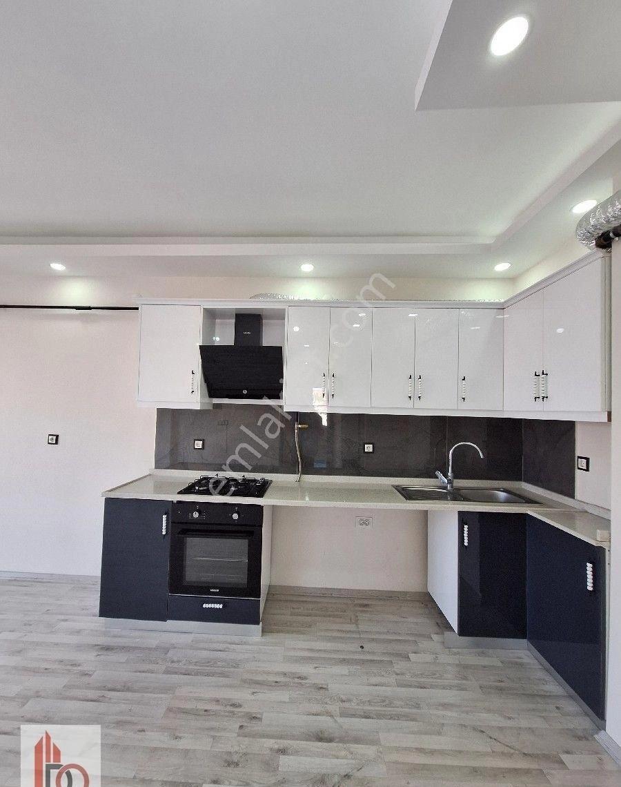 Çarşı Merkezde 2+1 Kiralık - Görsel 4