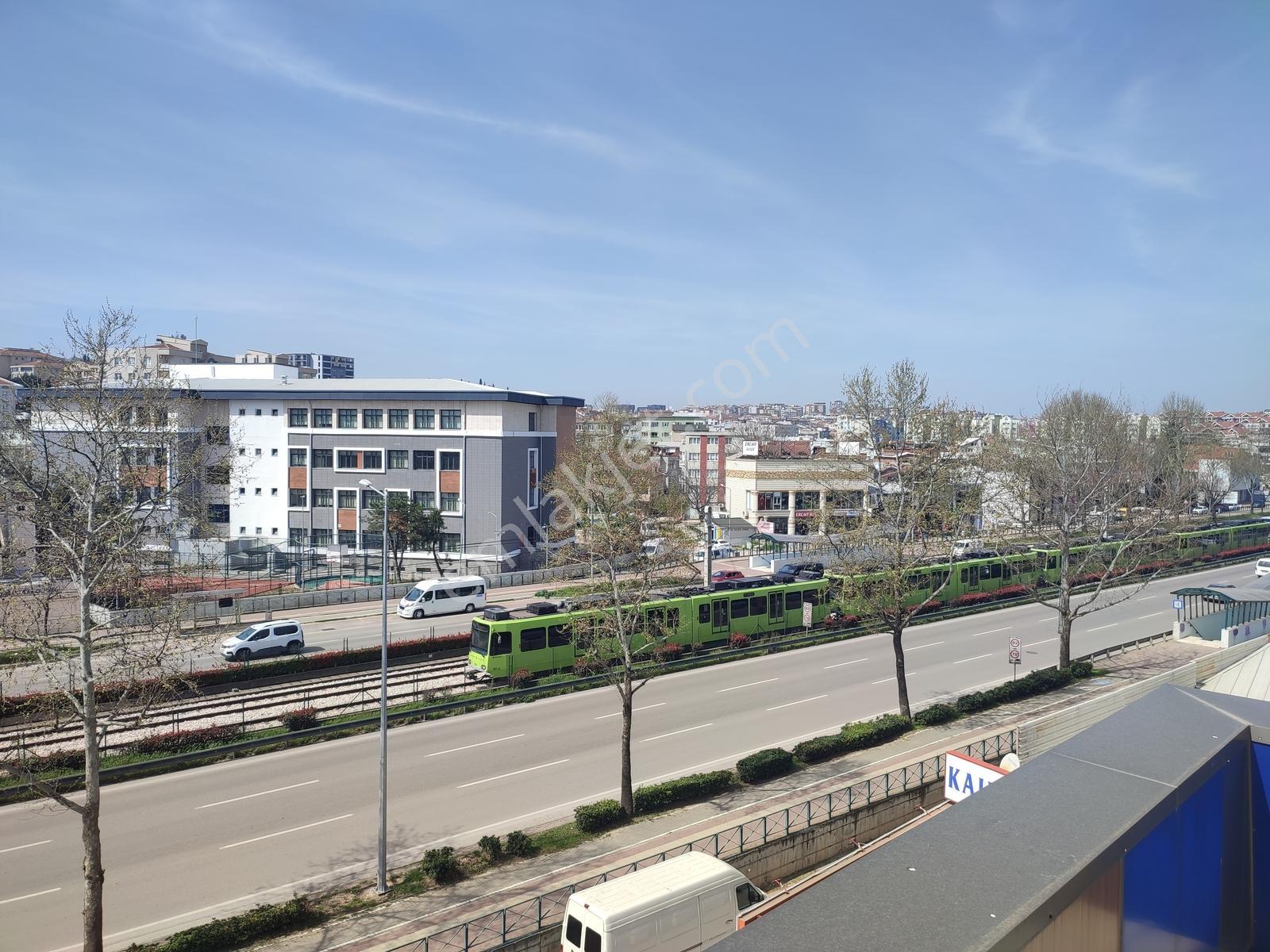 Yenikaraman'da Anayolda Sıfır Kiralık Dükkan - Görsel 21