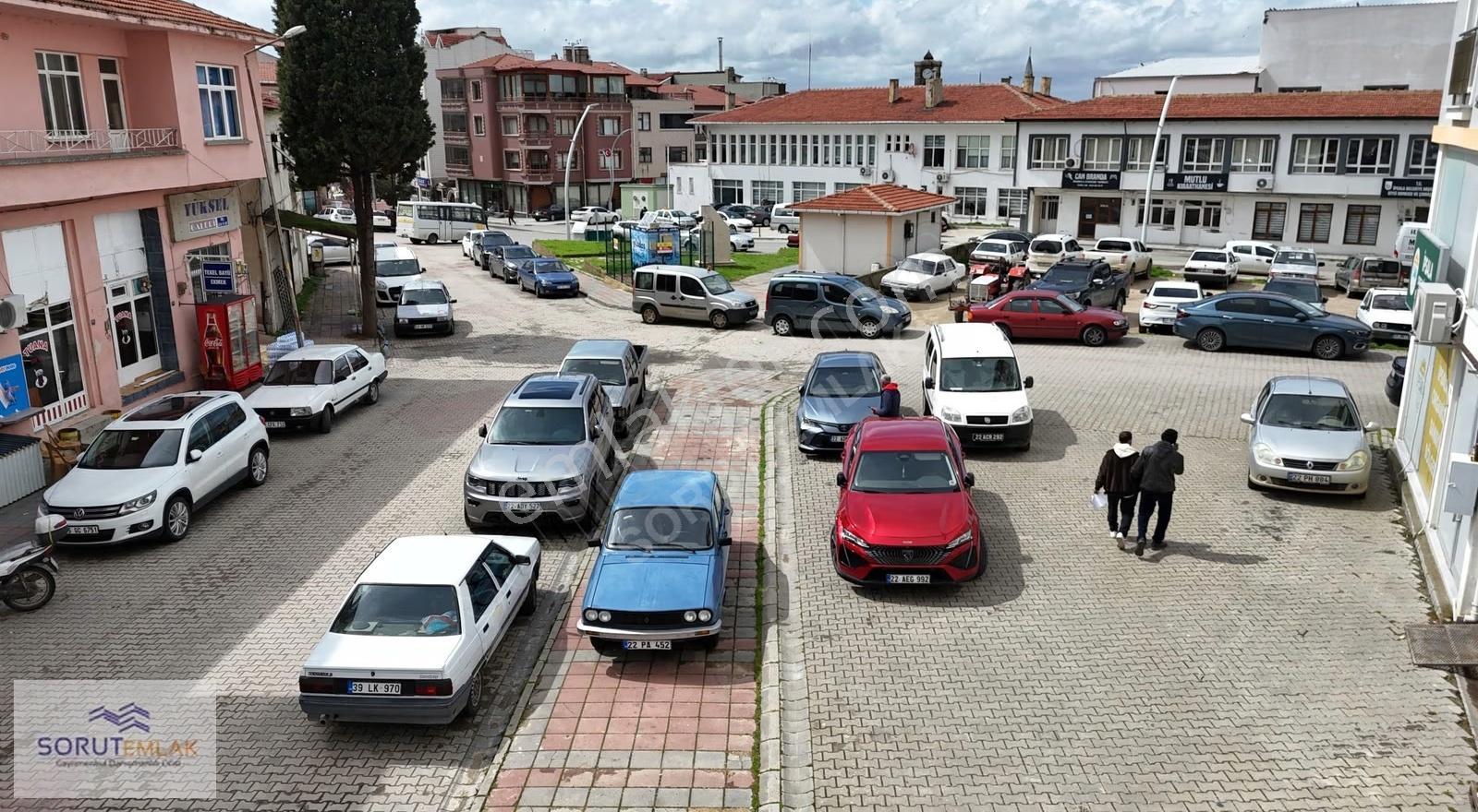 İpsala Çarşı Merkezinde Satılık 220m² Yüksek Tavanlı İş Yeri - Görsel 5