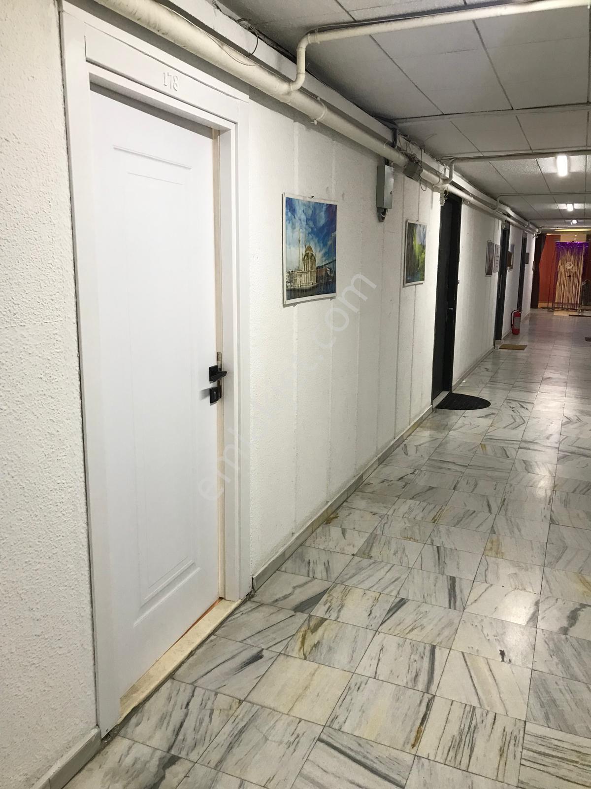 Kadıköy Kuşdilli Efes Çarşı'sında Fırsat Satılık Büro - Görsel 16
