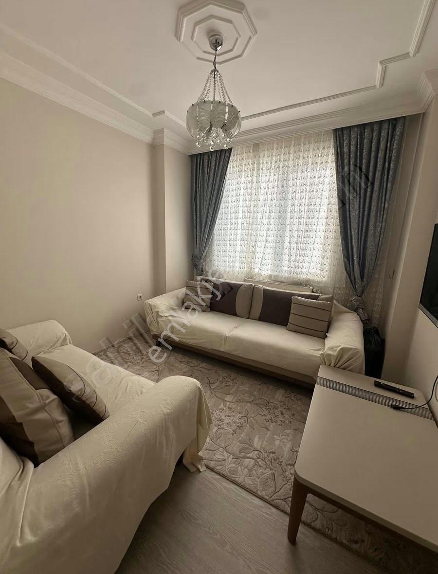 Sevgi Emlaktan Vefa Sitesi Karşısı Satılık Daire