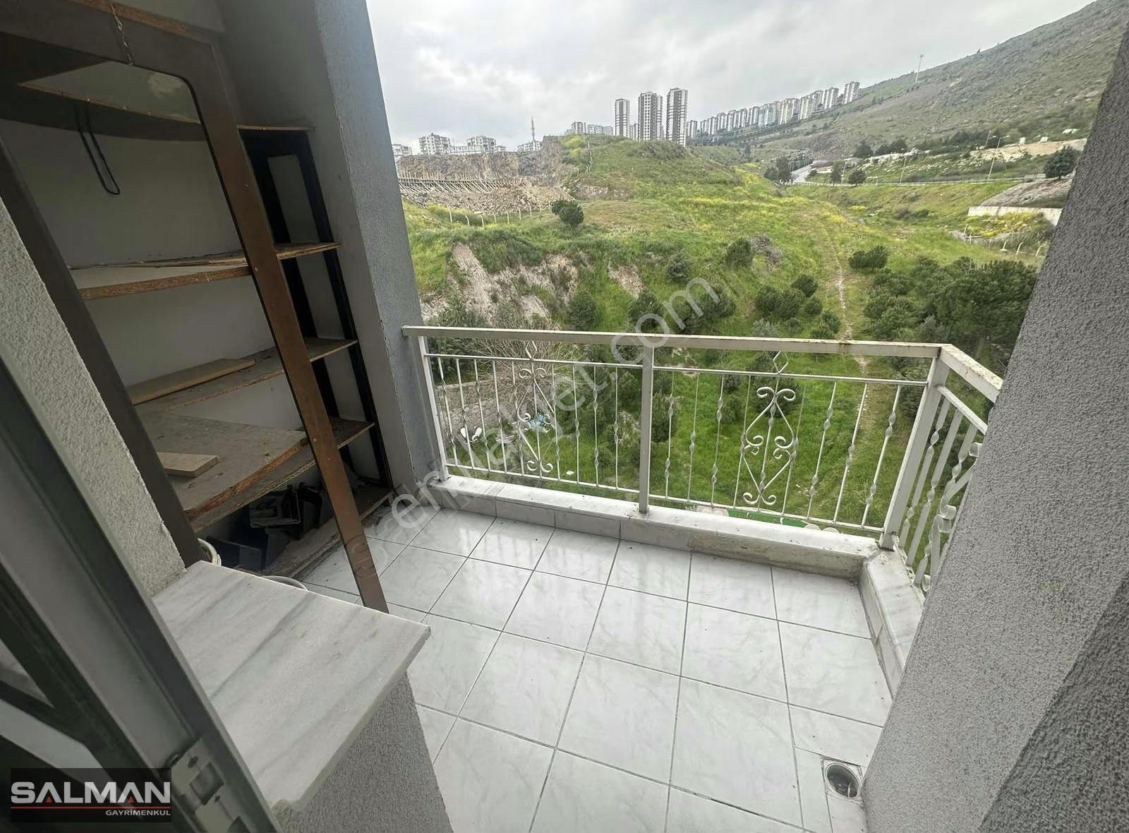 Salman'dan K.yaka Zübeyde Hnm Mah.kiralık 3+1 Daire - Görsel 9