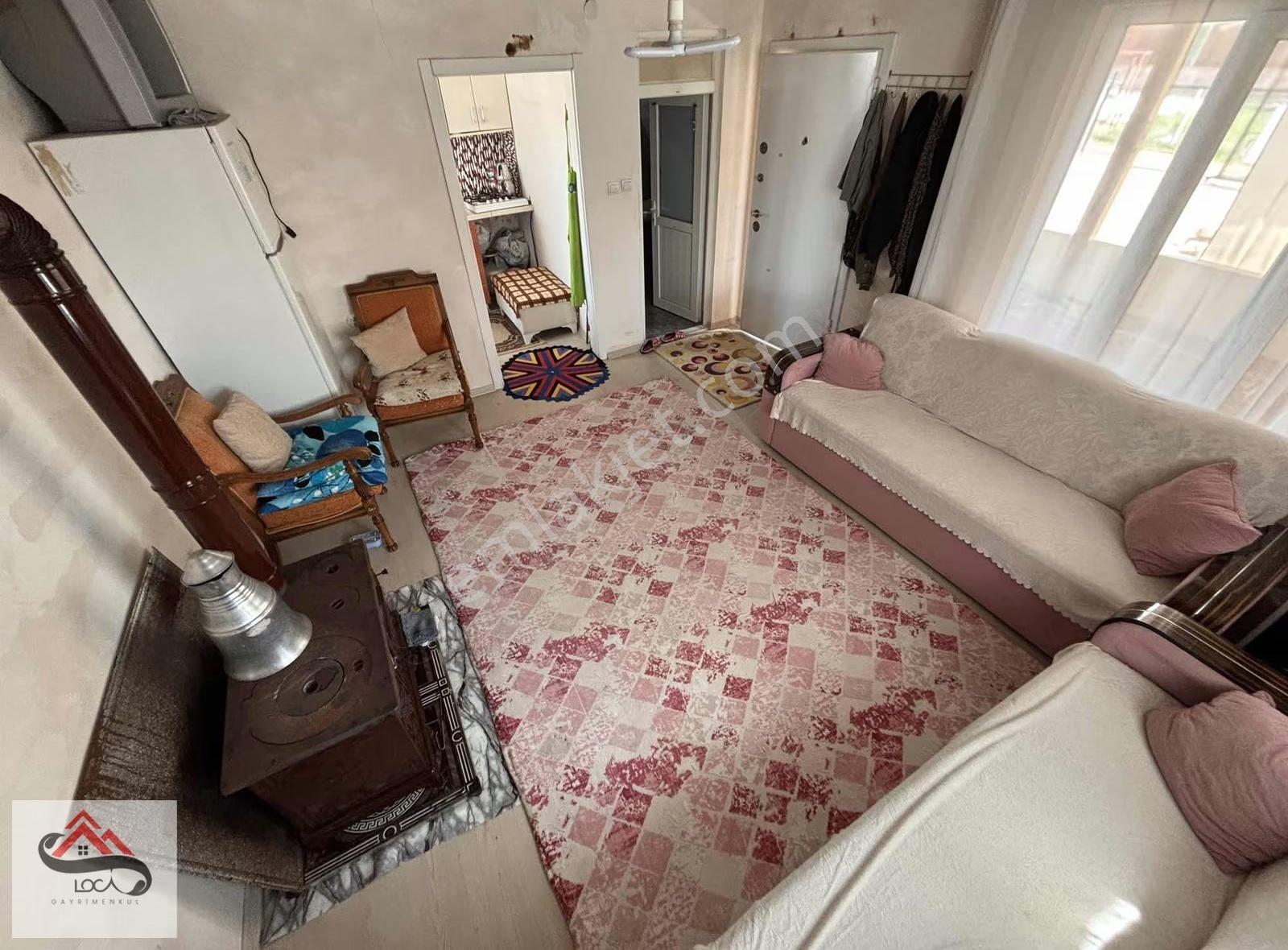 Loca'dan Yenikayı'da Betonarme 1+1 Ev + Sera + Kümes Teras Balkn - Görsel 3