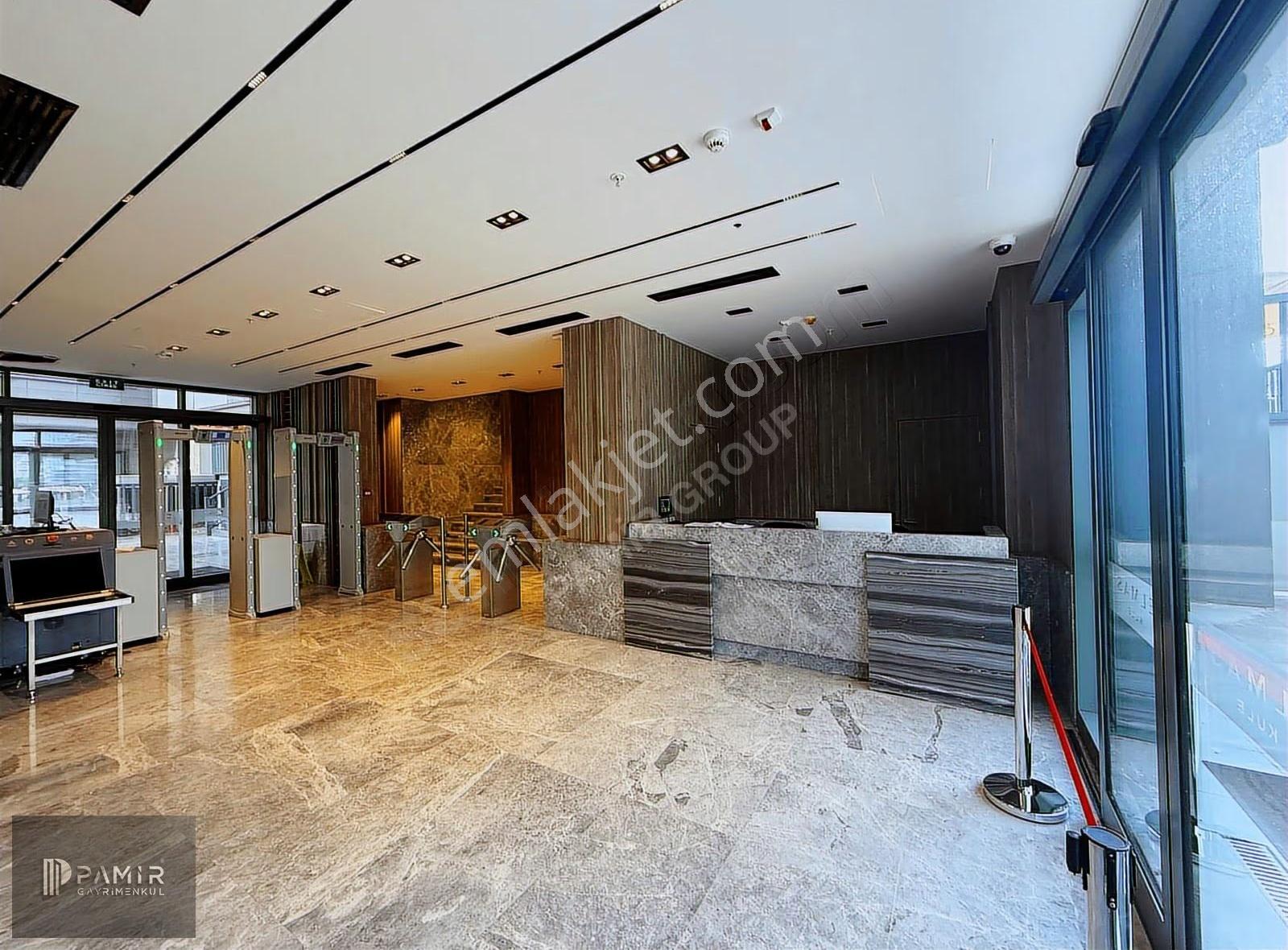 Yenibosna Elmas Kule'de Acil Kiralık Lüks Donanımlı Plaza Ofisi - Görsel 13