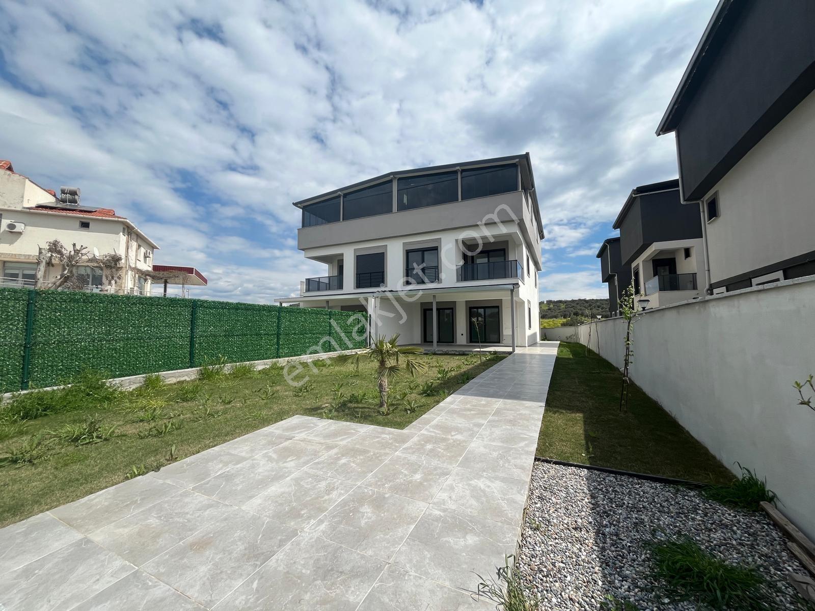 Şakran Sayfiye Mahallesi 4+2 Trıplex Villa - Görsel 28