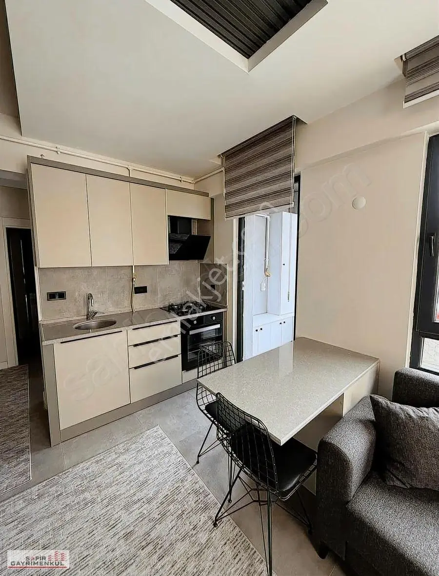 Iyaş Park Avm Barida Otel Alt Tarafında Kiralık 1+1 Daire - Görsel 4