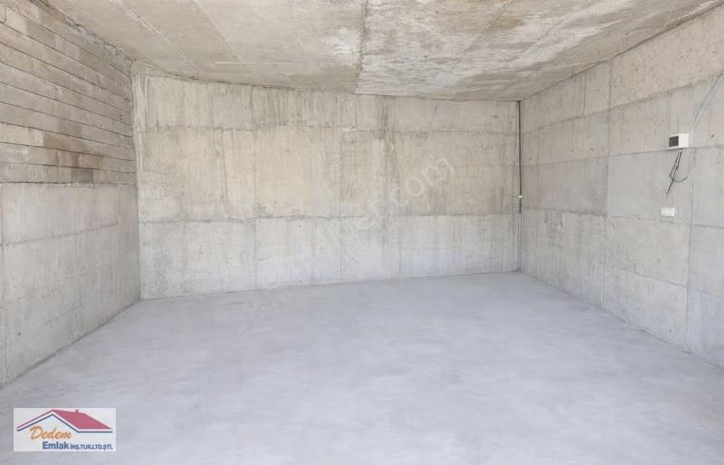 Küçükbükte 415m² Arsa İçinde Havuzlu 2 Tapulu Müstakil Bina - Görsel 2