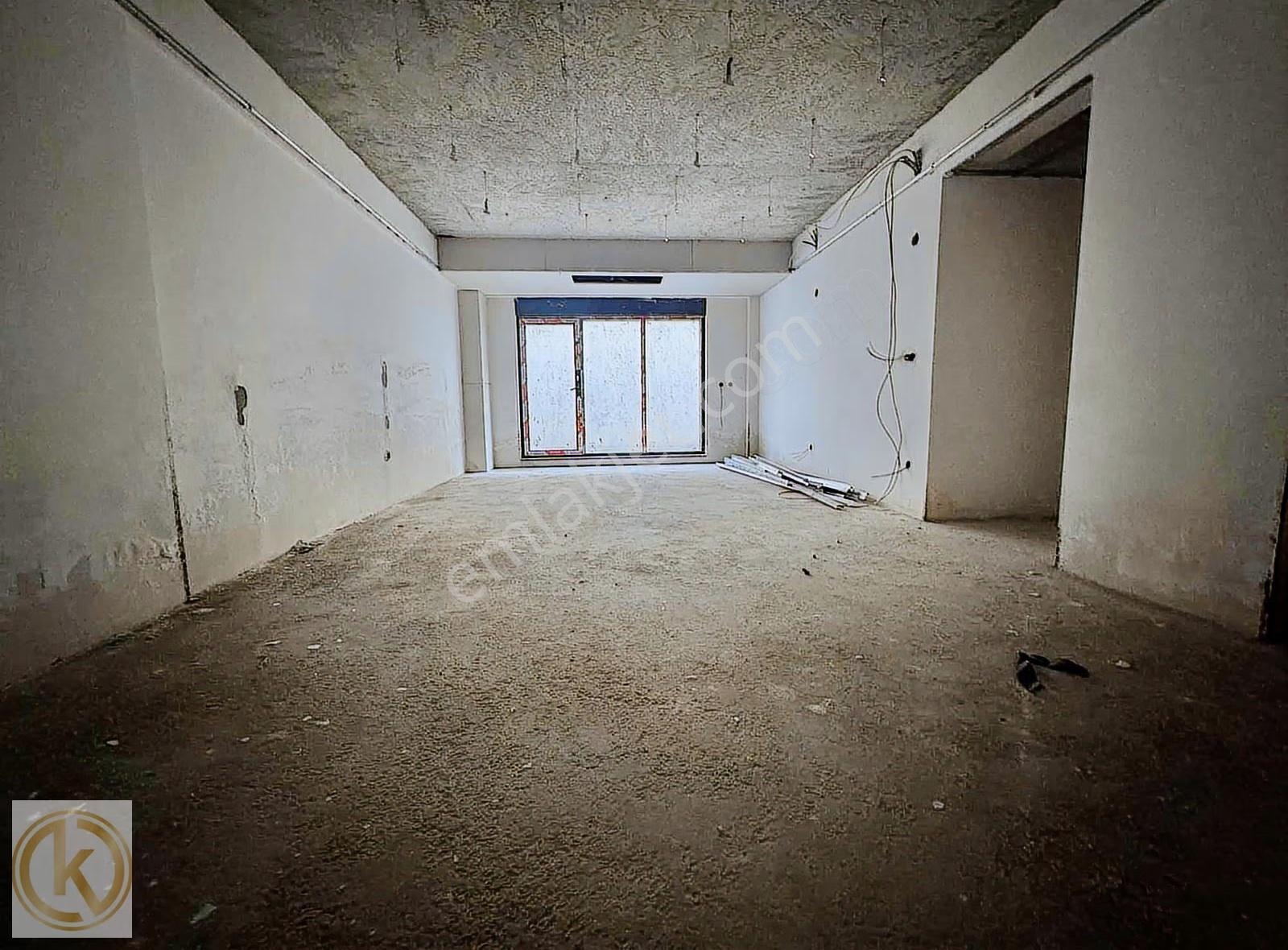 Kaymak Emlak Serdivan İstiklal'de 600m2 8+2 Havuzlu Satılk Villa - Görsel 33