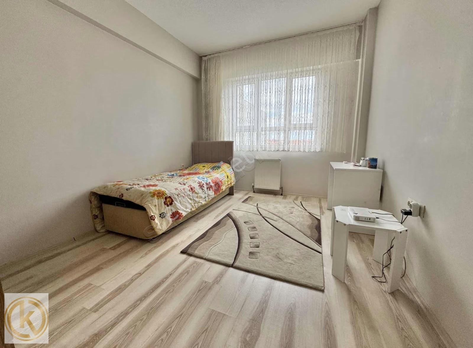 Kaymak Emlak Erenler'de Güvenlikli Sitede 3+1 140m2 Satılk Daire - Görsel 16