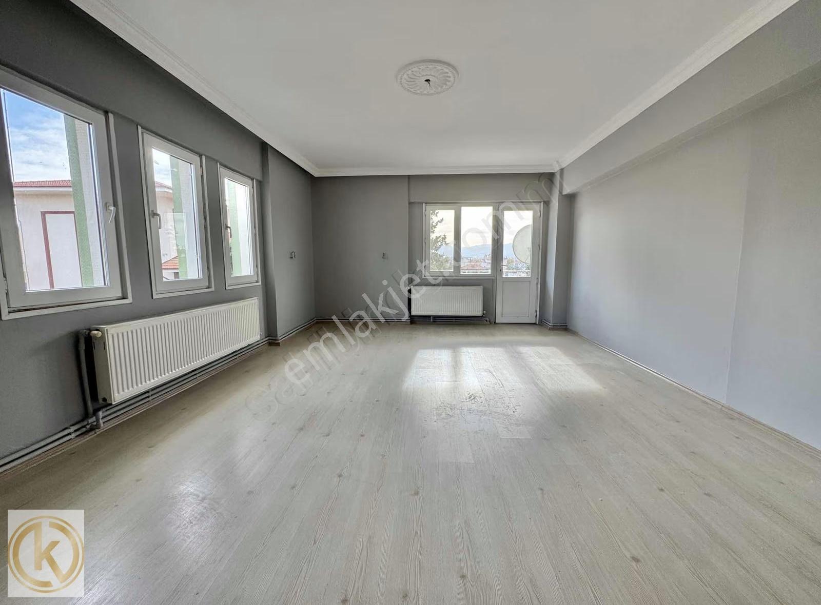 Kaymak Emlak Çark Caddesi Civarı 3+1 150m2 İçi Yaplı Satlk Daire - Görsel 6
