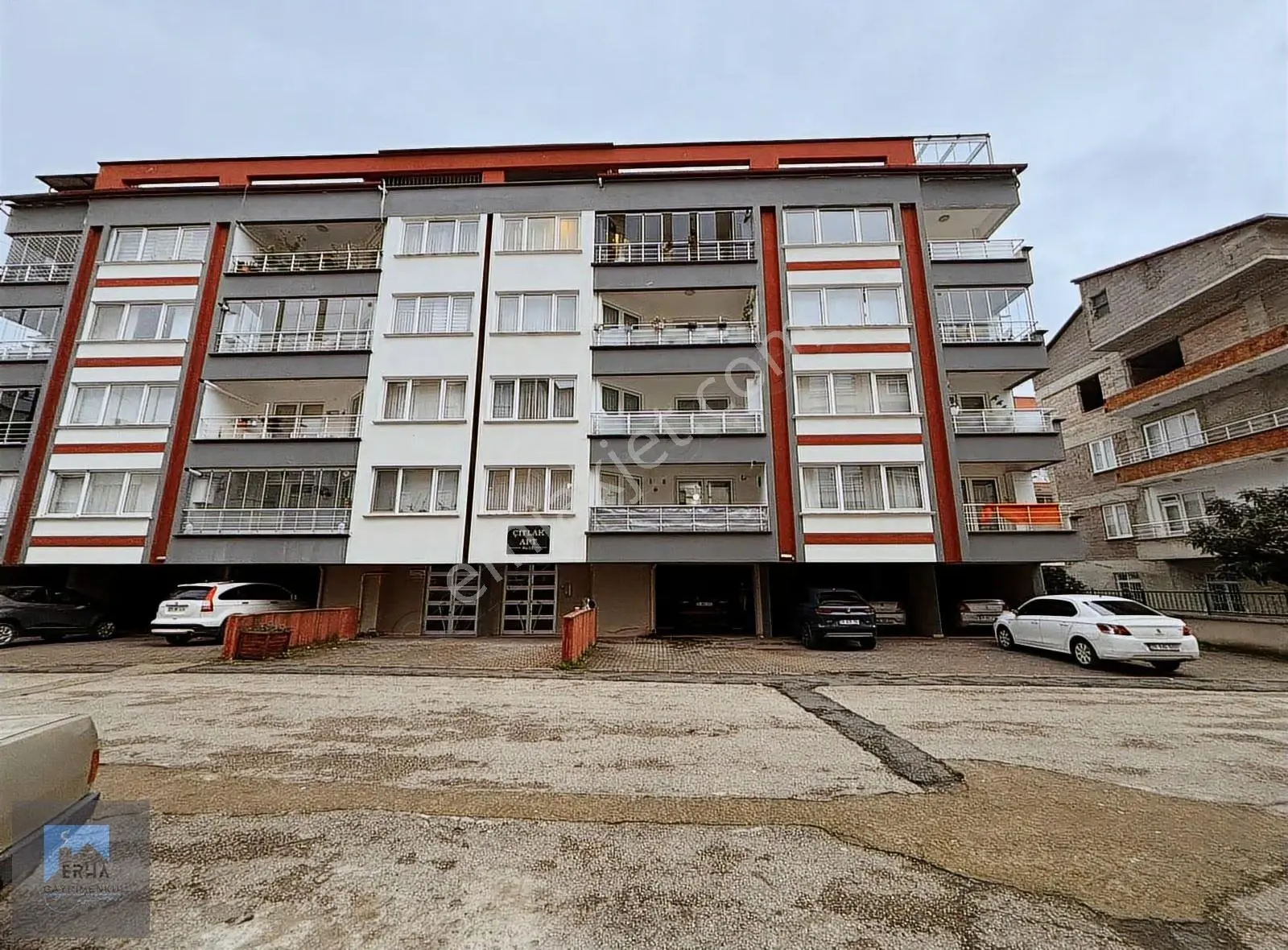 Erha Gayrimenkul Güre Mh 6+1 Dubleks Kış Bahçeli Satılık Daire