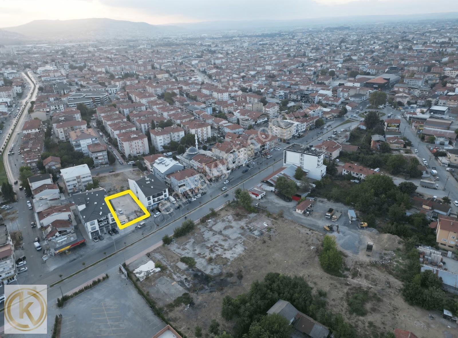 Kaymak Emlaktan Erenler'de 717m2 %85 İmarlı Satılık Arsa