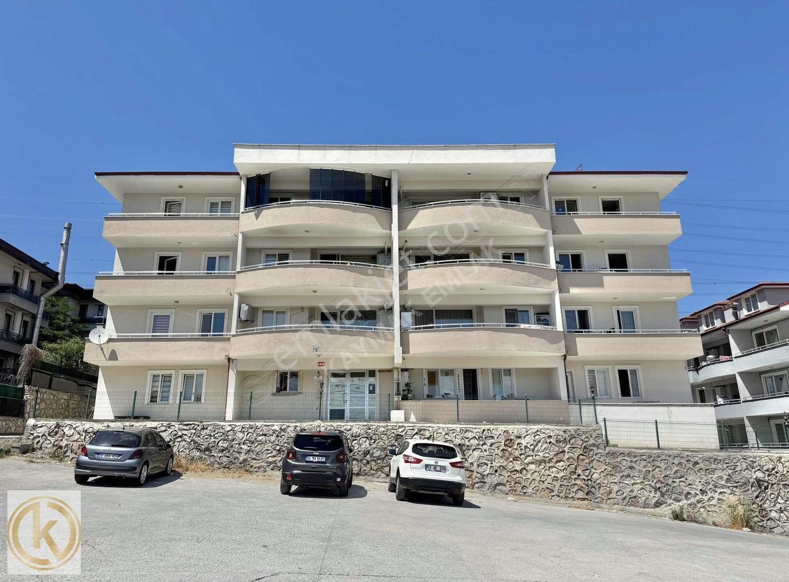 Kaymak Emlaktan Serdivan'da Şehir Manzaralı 2+1 85 M2 Lüx Daire