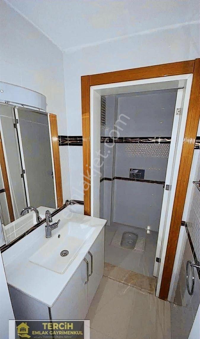 Yenişafakta 3+1 Site İçinde Satılık Daire - Görsel 3