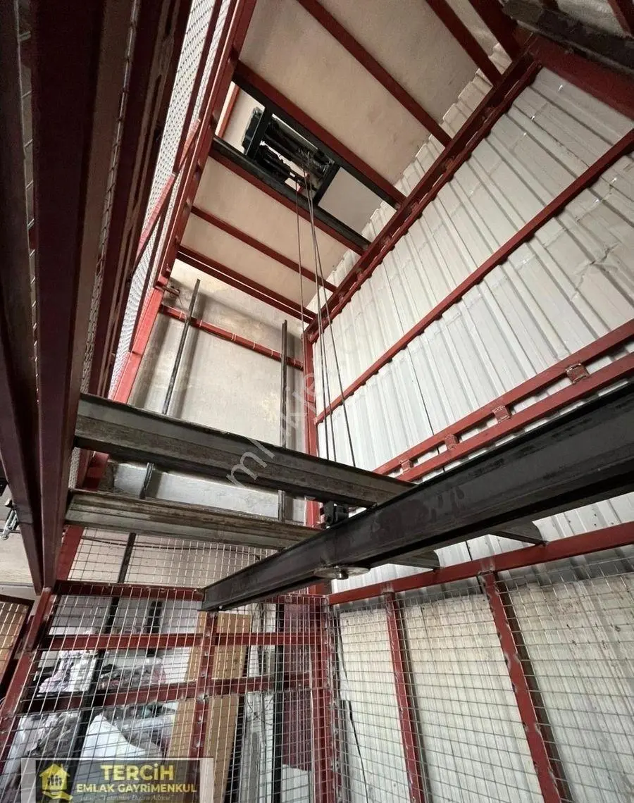 Akçeşme'de Mülküyle Satılık 2000m2 Yatırım Fırsatı İşyeri - Görsel 2