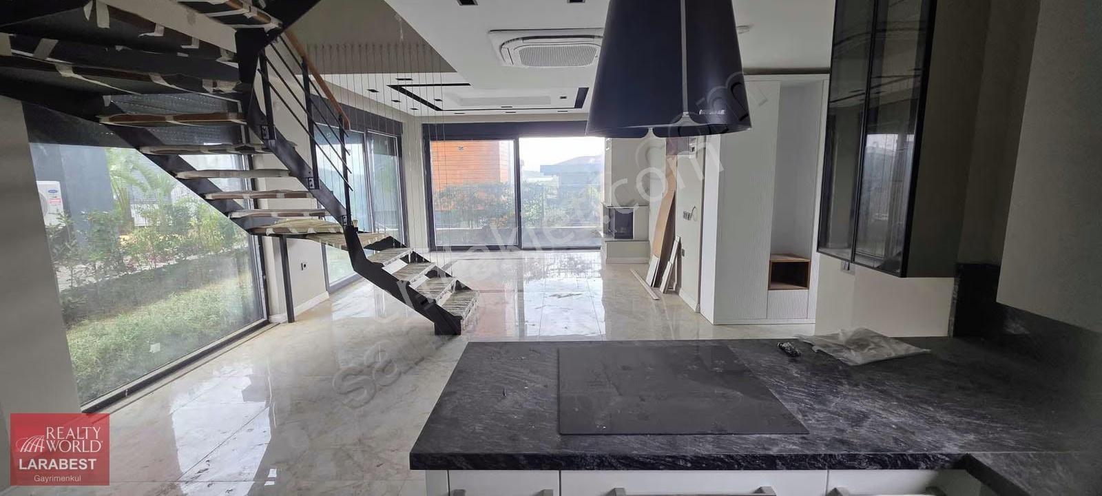 Evrenseki Satılık 235 M2 4+1 Triplex Lüks Villa - Görsel 7