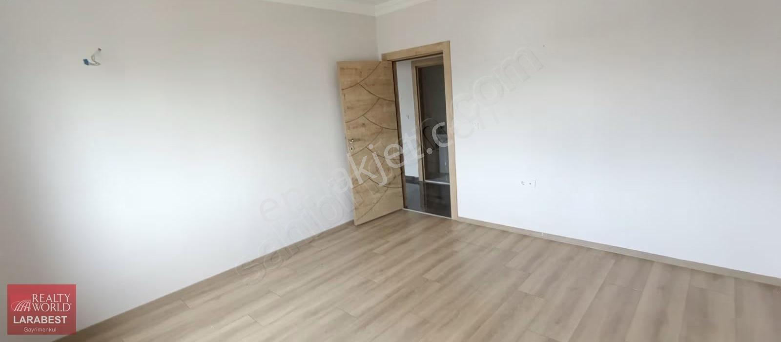 Habipler Cadde Üstü Site İçi 2+1 Satılık Daire - Görsel 3