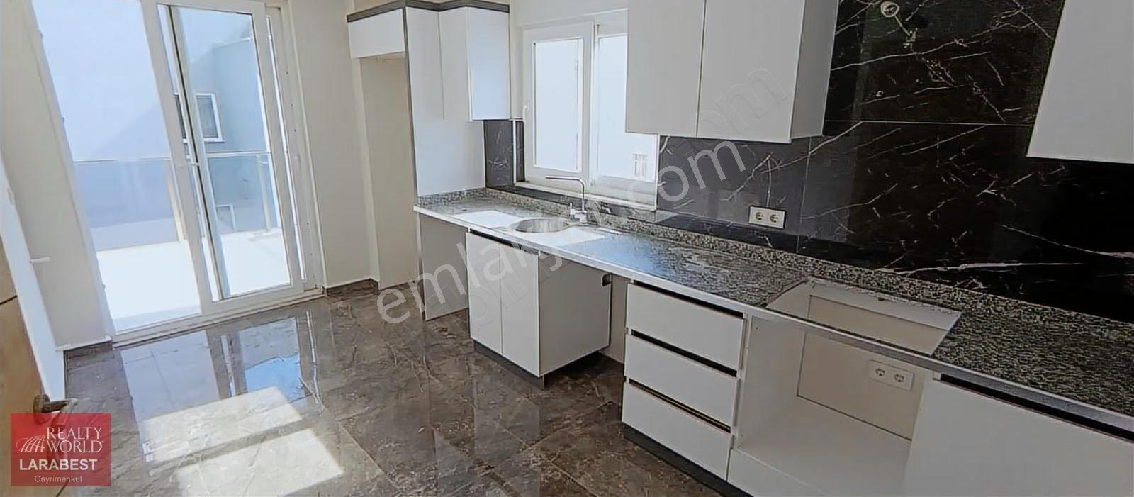 Habipler Cadde Üstü Site İçi 2+1 Satılık Daire - Görsel 18