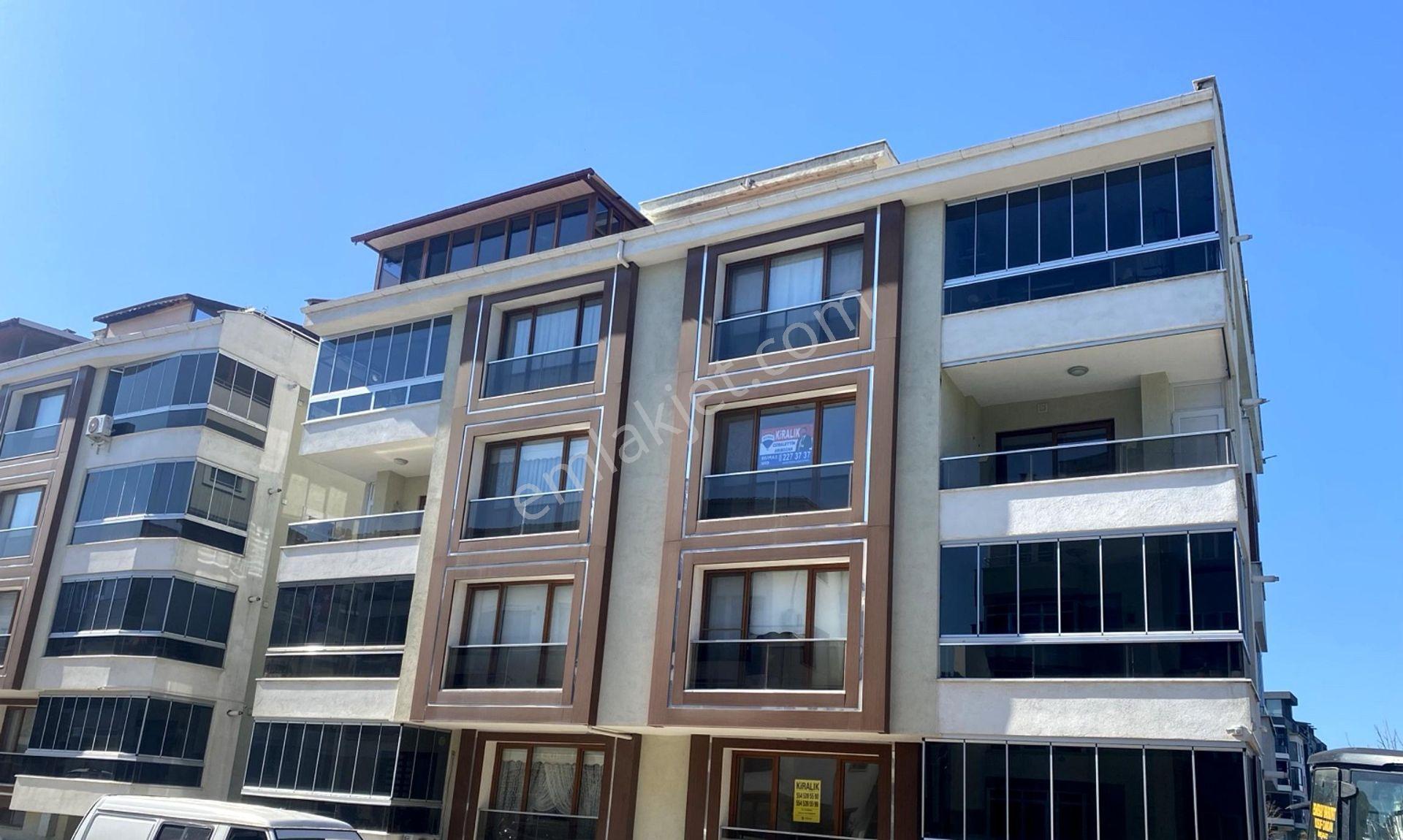 Remax Mid Bahçeli Evlerde Geniş Ve Ferah Kiralık 3+1 Daire