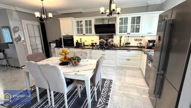 Kadınlar Denizi'ne 250 Metre Mesafede 3+1 Lüks Villa - Görsel 14