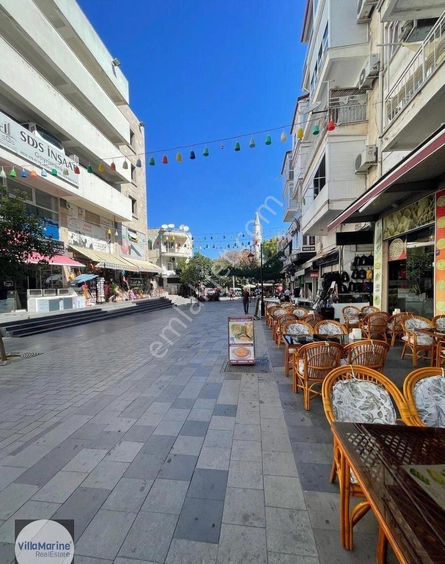 Merkezi Konumda Yüksek Kira Getirili 203 M² Dükkan - Görsel 18