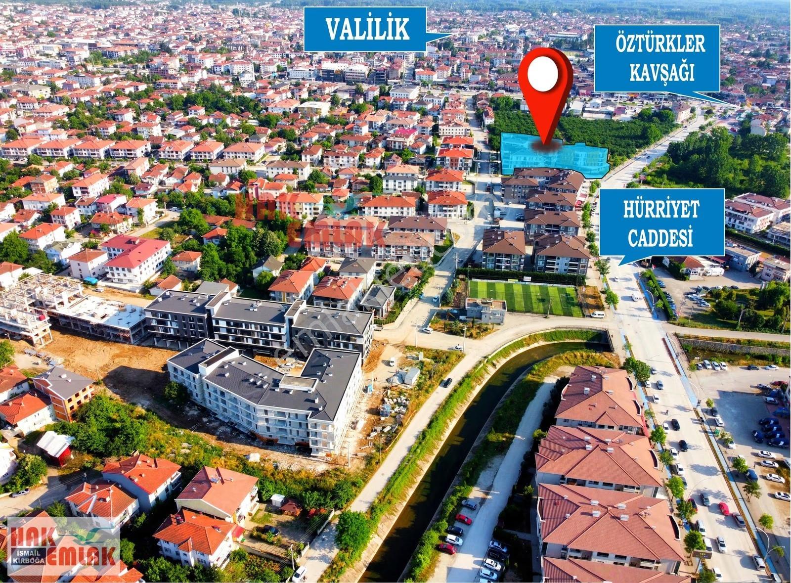 Hak Emlak'tan Yeni Mah.de Maidan 81 Sitesinde Kiralık Dükkan - Görsel 12