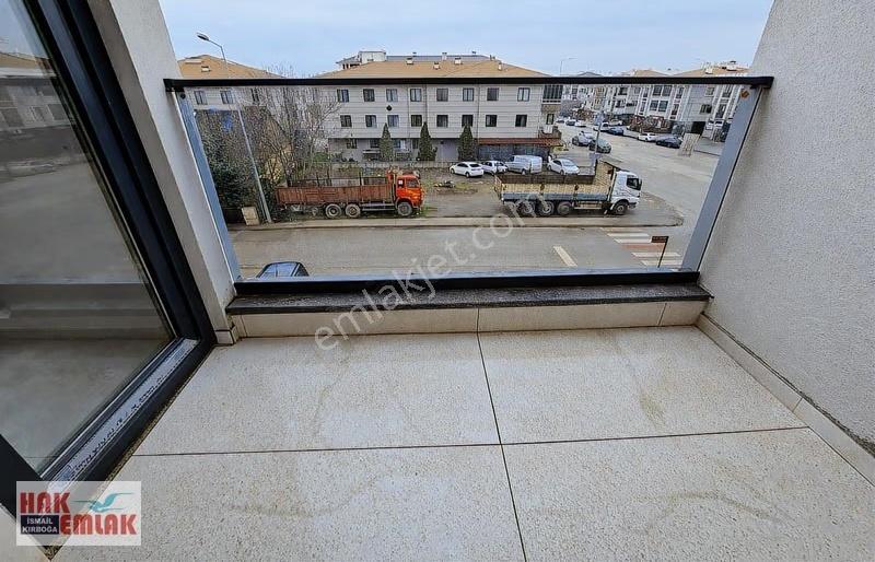 Hak Emlak'tan İstanbul Caddesi Üzerinde Satılık 1+1 Daire - Görsel 8