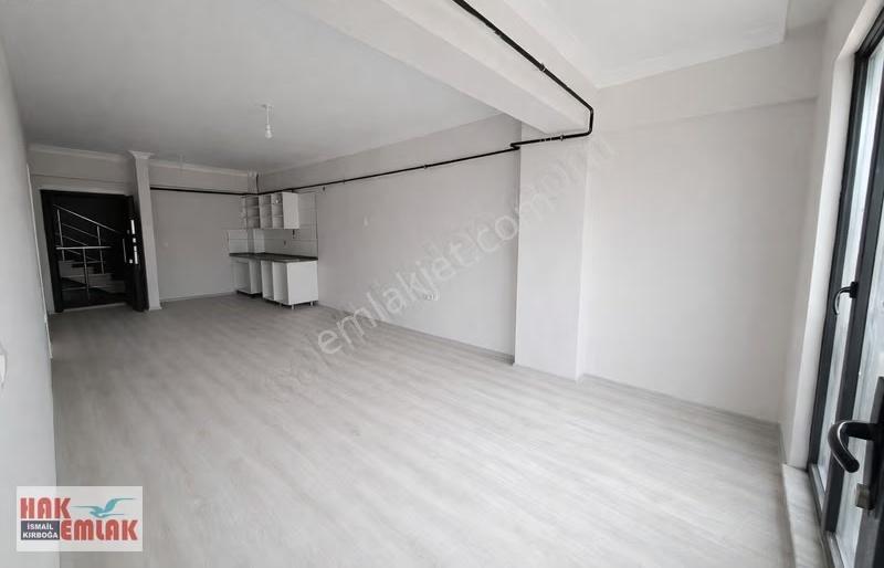 Hak Emlak'tan İstanbul Caddesi Üzerinde Satılık 1+1 Daire - Görsel 13