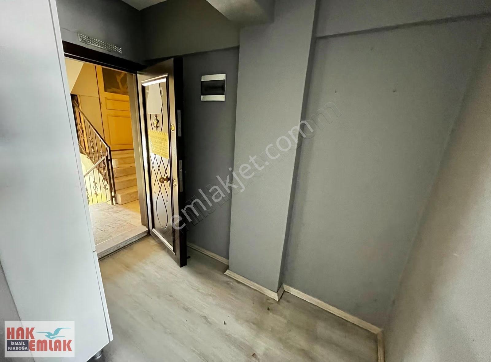 Hak Emlak'tan Camikebir Mah.de Merkezde Kiralık 1+1 Ofis - Görsel 23