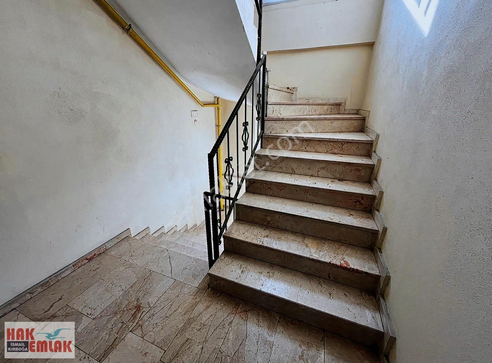 Hak Emlak'tan Camikebir Mah.de Merkezde Kiralık 1+1 Ofis - Görsel 27
