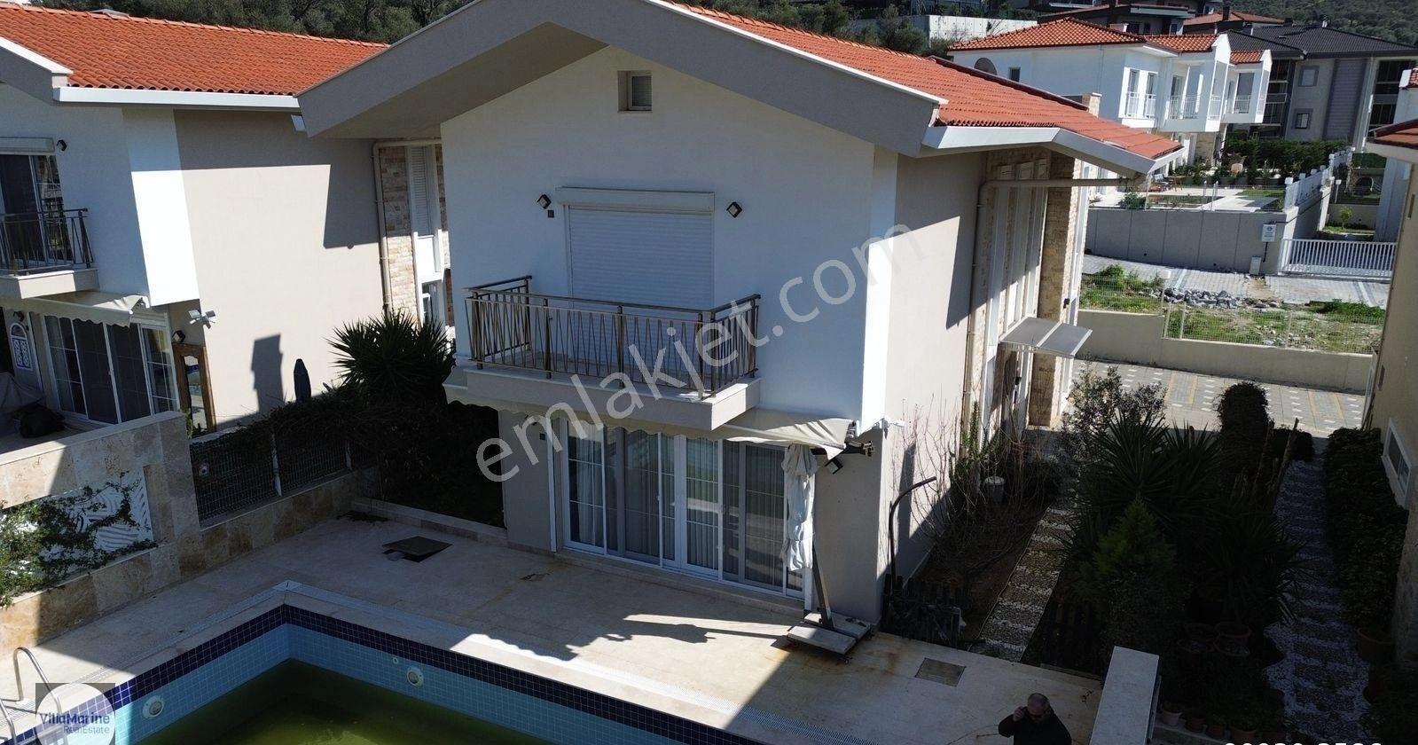 Özel Havuzlu - Alt Kat Odalı - Site İçinde Müstakil Villa - Görsel 33
