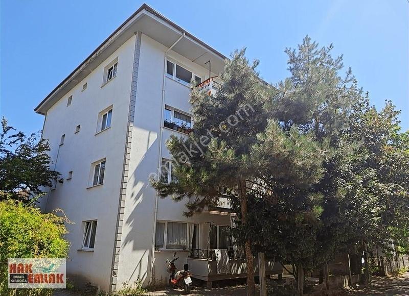 Hak Emlak'tan Fevziçakmak Mah Merkezi Konumda Kiralık 3+1 Daire