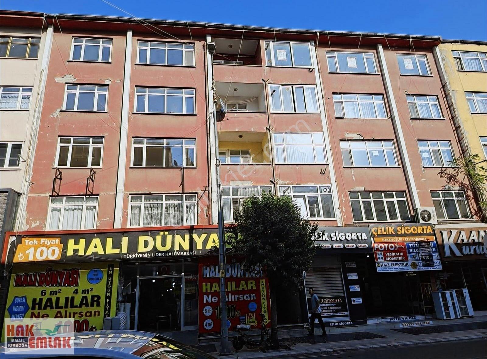 Hak Emlaktan Burhaniye Mah.de Şehir Merkezinde Kiralık 3+1 Daire - Görsel 25