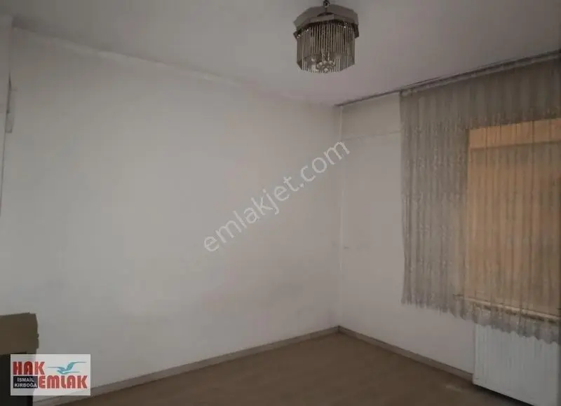 Hak Emlaktan Burhaniye Mah.de Şehir Merkezinde Kiralık 3+1 Daire - Görsel 33