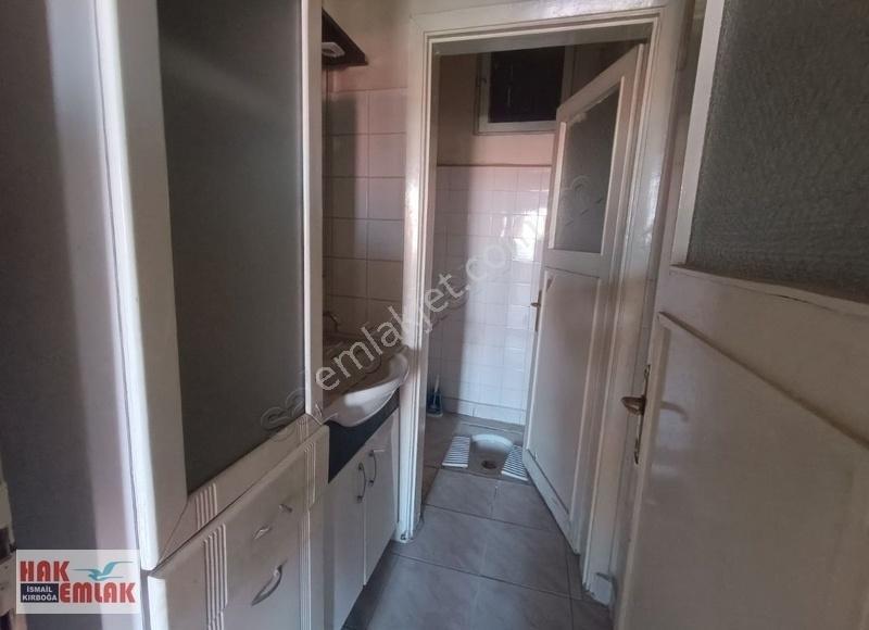 Hak Emlaktan Burhaniye Mah.de Şehir Merkezinde Kiralık 3+1 Daire - Görsel 23