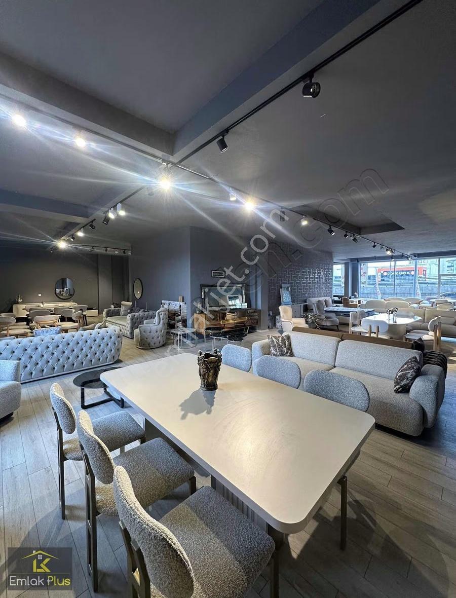 Emlak Plus'tan Devren Kiralık 900m2 Mağaza - Görsel 2