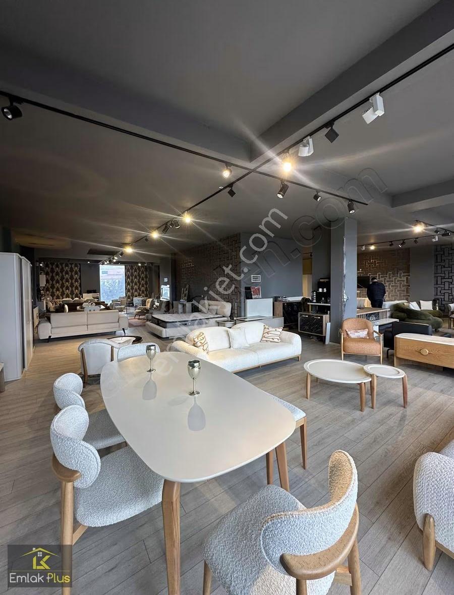 Emlak Plus'tan Devren Kiralık 900m2 Mağaza - Görsel 10