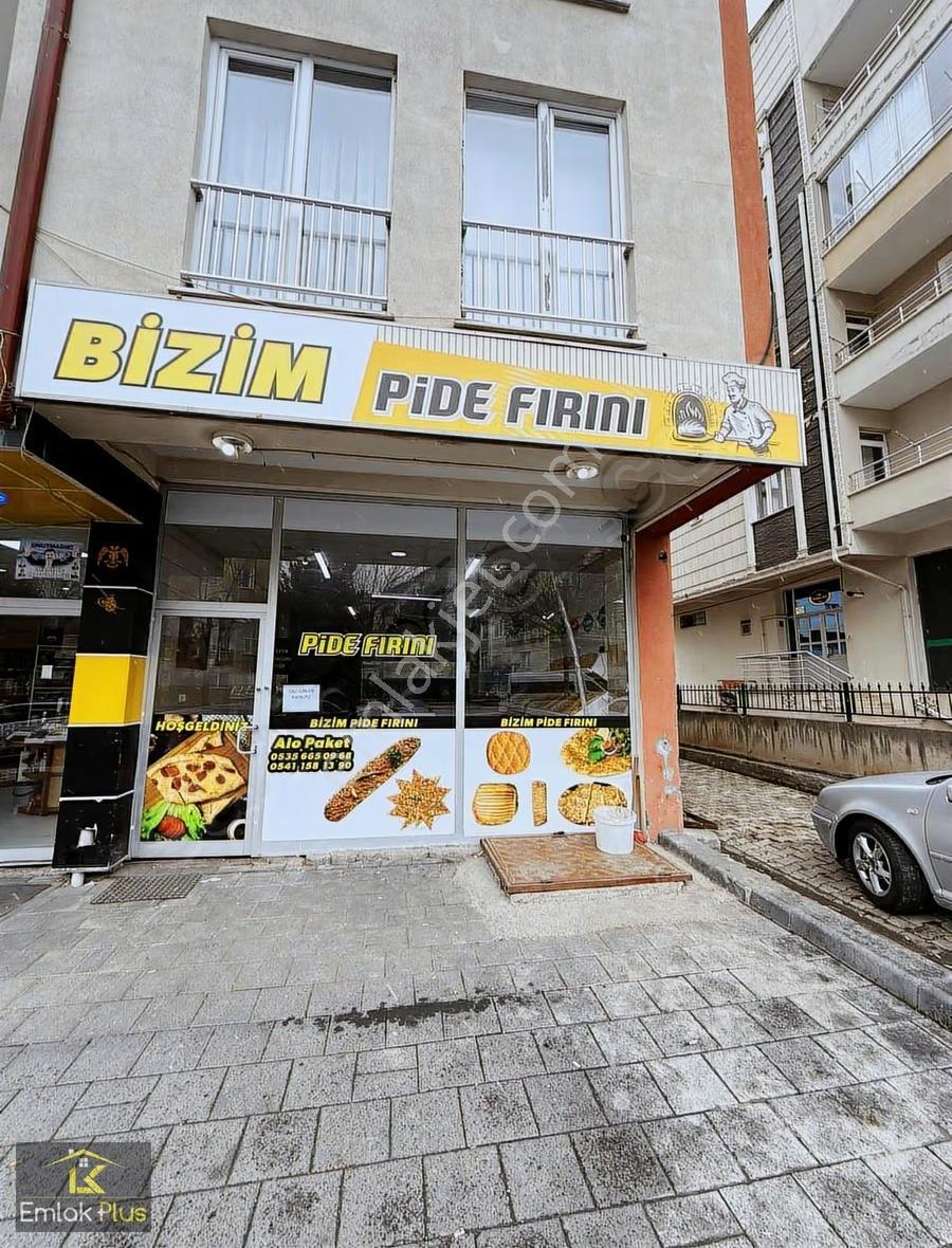 Emlak Plus' Tan Şeyhşamil Migros Çapraz Karşısı Kupon Dükkan