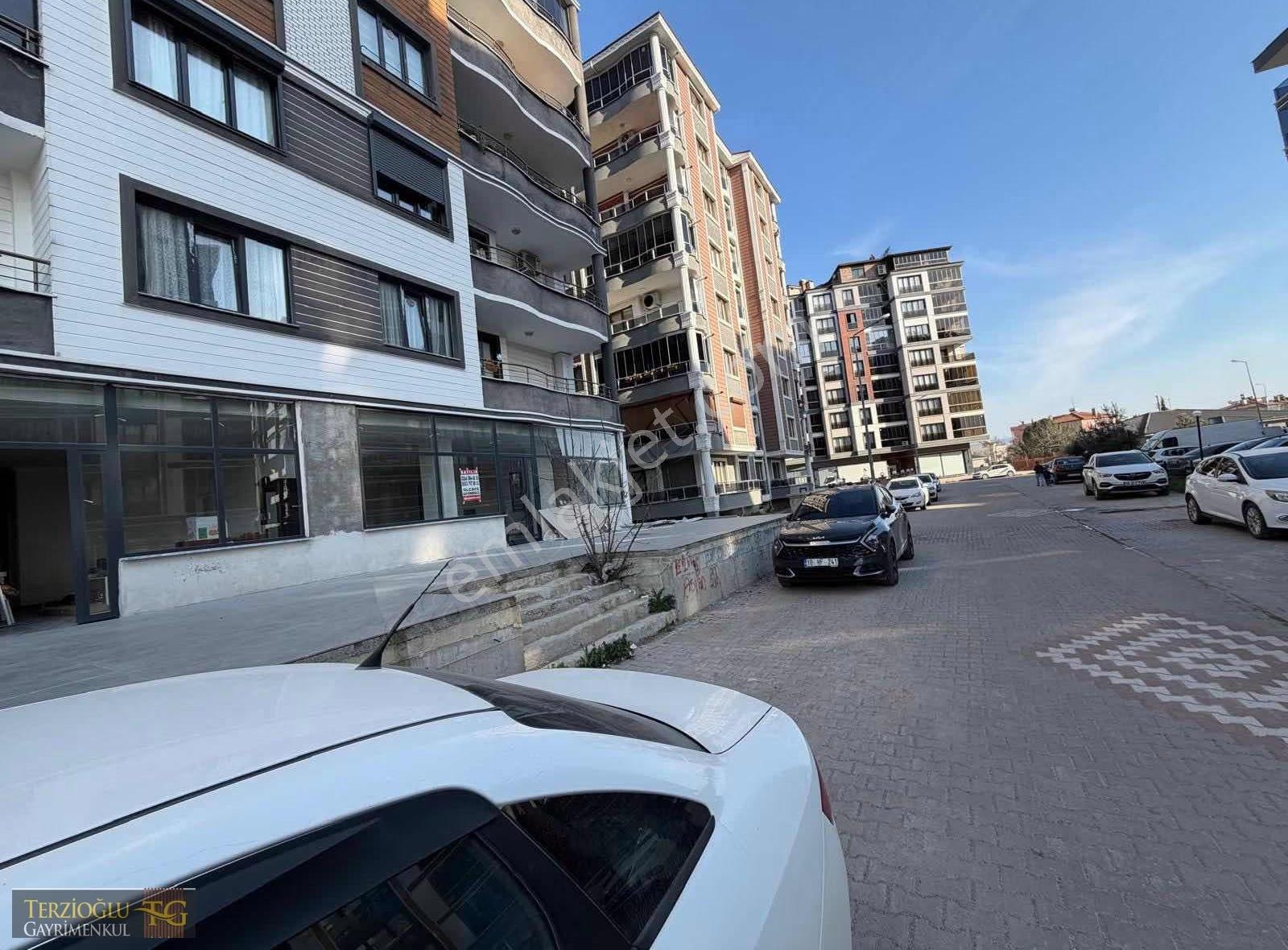 Terzioğlu'ndan Kadıköyde 146 Metre Kare Satılık Dükkan - Görsel 2